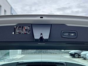 Volvo  T6 Inscription AWD PanoDach 360° Cam HUD Key