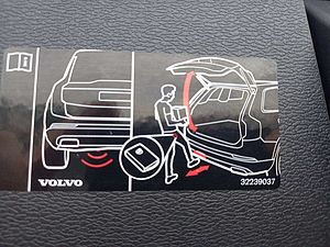 Volvo  T6 Inscription AWD PanoDach Keyless Stdhzg.